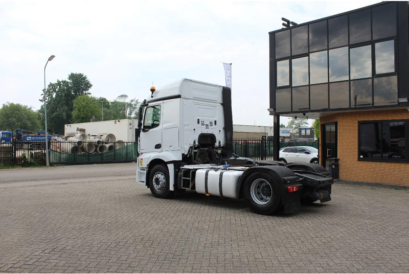 Mercedes-Benz Actros 1845 * EURO6 * 4X2 * - Тягач: фото 3 Mercedes-Benz Actros 1845 * EURO6 * 4X2 * - Тягач: фото 3