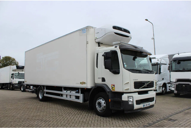 Volvo FE 240 * EURO5 * THERMO KING T-1200R * 4X2 * - Рефрижератор: фото 4 Volvo FE 240 * EURO5 * THERMO KING T-1200R * 4X2 * - Рефрижератор: фото 4