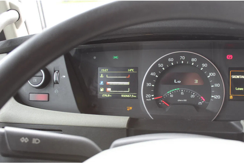 Тентованный грузовик Volvo FH 420 * EURO5 * 6X2 * MANUAL *: фото 17 Тентованный грузовик Volvo FH 420 * EURO5 * 6X2 * MANUAL *: фото 17