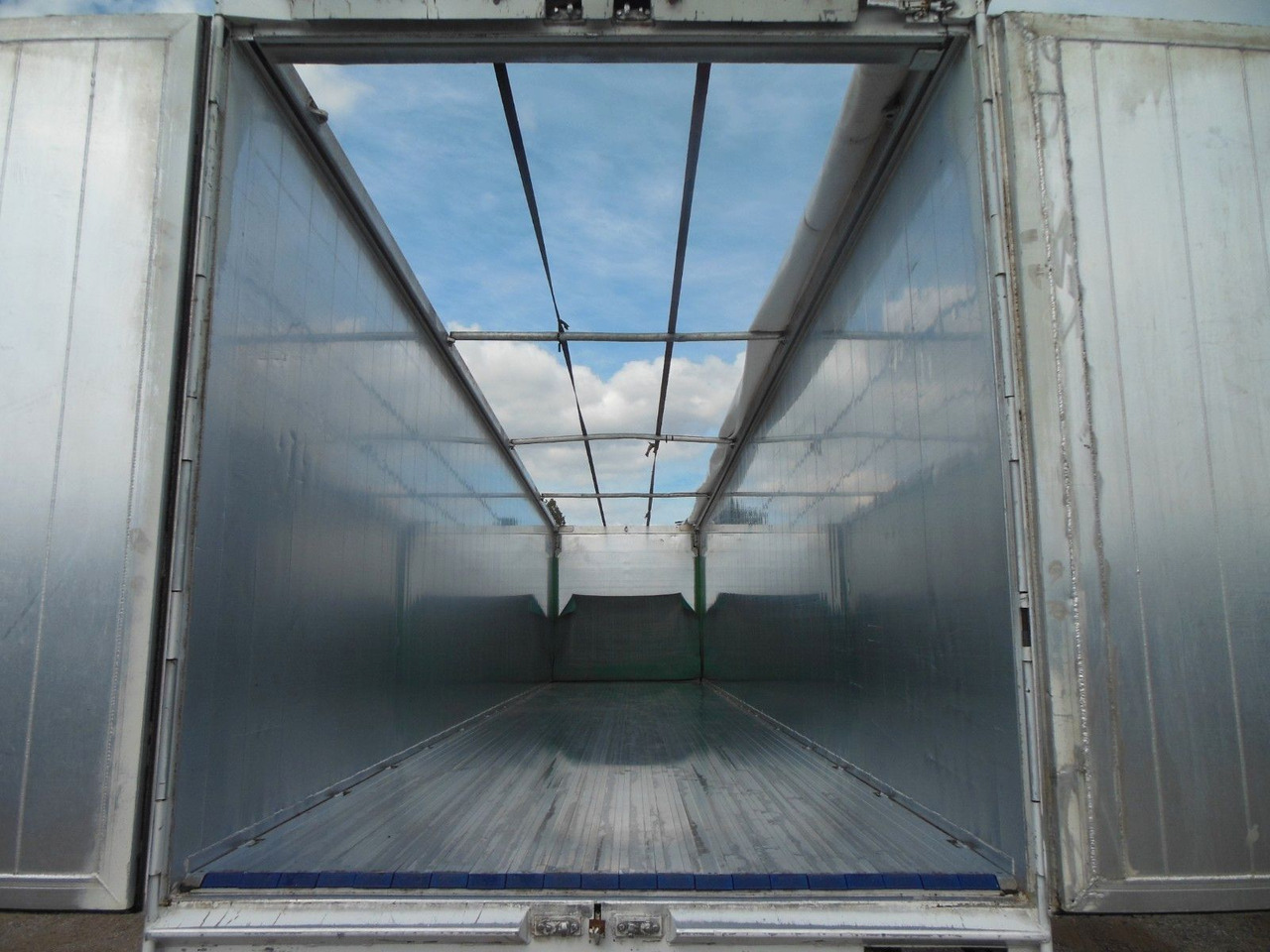 Полуприцеп с подвижным полом Fliegl SDS 390, 95m3, SAF, 2 STÜCK AM LAGER: фото 12