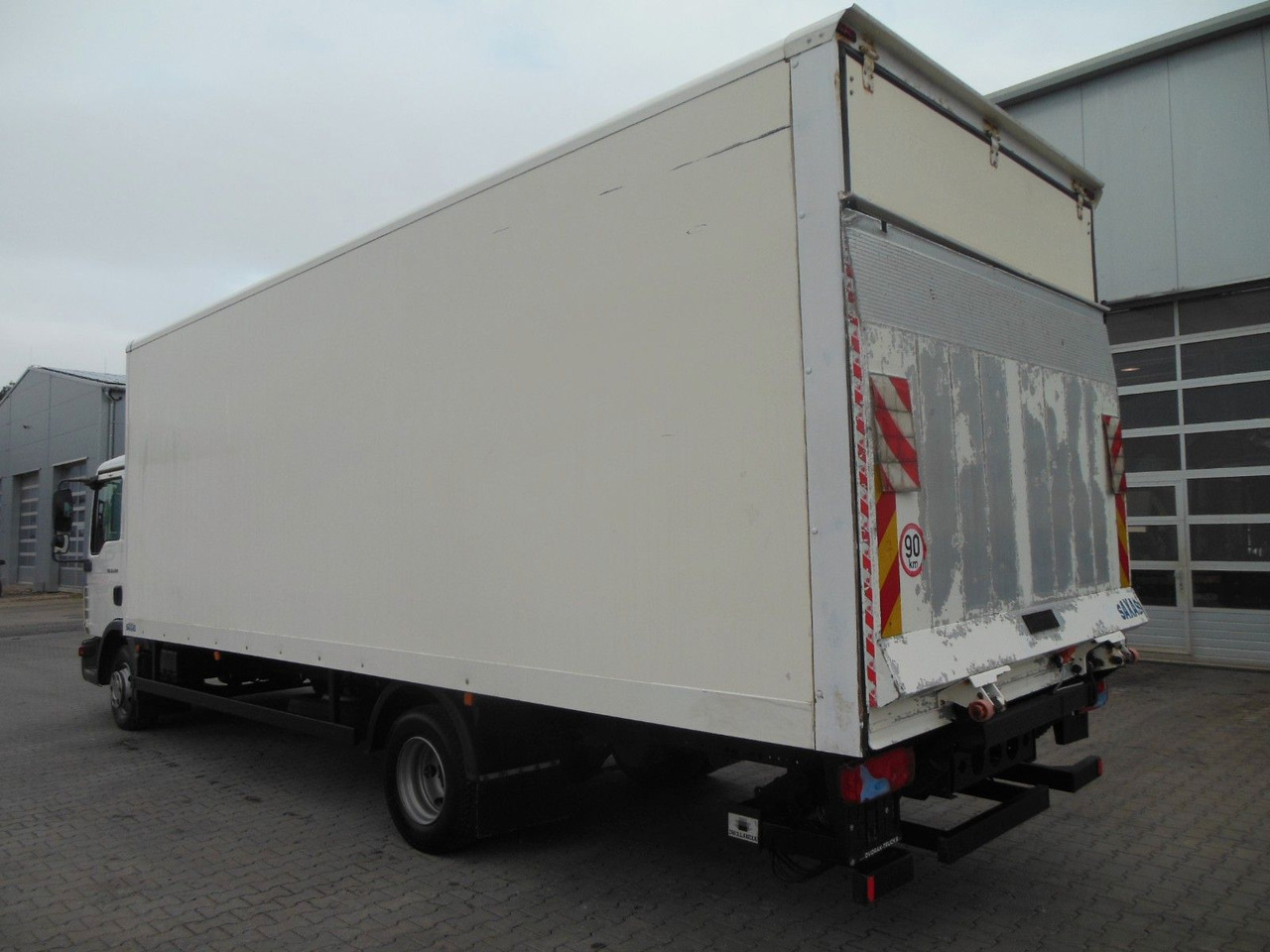 MAN TGL 12.220 BB, D-HOLLANDIA - Грузовик с закрытым кузовом: фото 4 MAN TGL 12.220 BB, D-HOLLANDIA - Грузовик с закрытым кузовом: фото 4