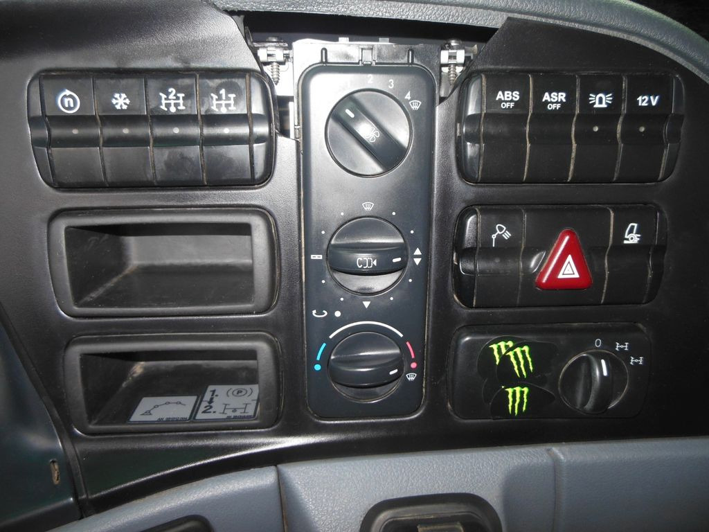 Автобетононасос Mercedes-Benz ACTROS 3241, LIEBHERR 7m3, PUMPE PUTZMEISTER 24m: фото 27