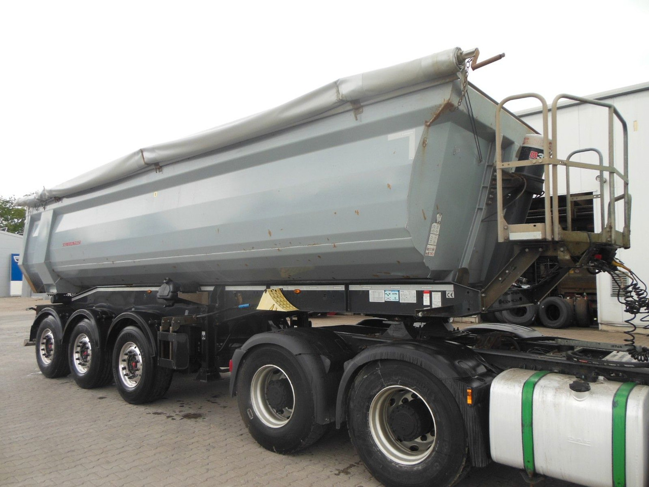 Schwarzmüller KIS 3/E, 29M3, SAF, GESAMTGEWICHT 44.000 KG! - Самосвальный полуприцеп: фото 2 Schwarzmüller KIS 3/E, 29M3, SAF, GESAMTGEWICHT 44.000 KG! - Самосвальный полуприцеп: фото 2
