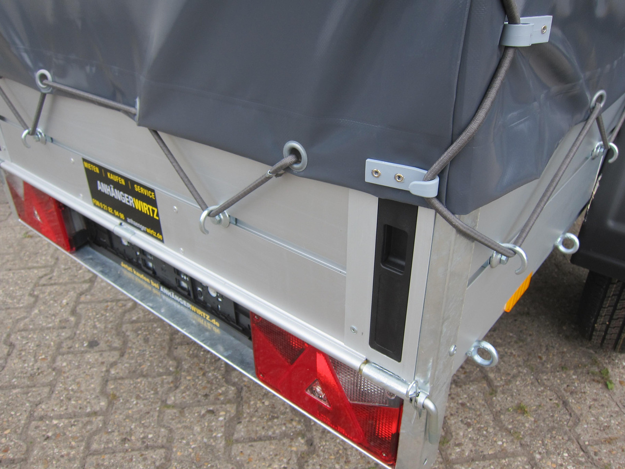Aluliner Planen Anhänger GT 750 201x101x120cm +Hochplane aero grau (XS) 750kg - Прицеп для легкового автомобиля: фото 5 Aluliner Planen Anhänger GT 750 201x101x120cm +Hochplane aero grau (XS) 750kg - Прицеп для легкового автомобиля: фото 5