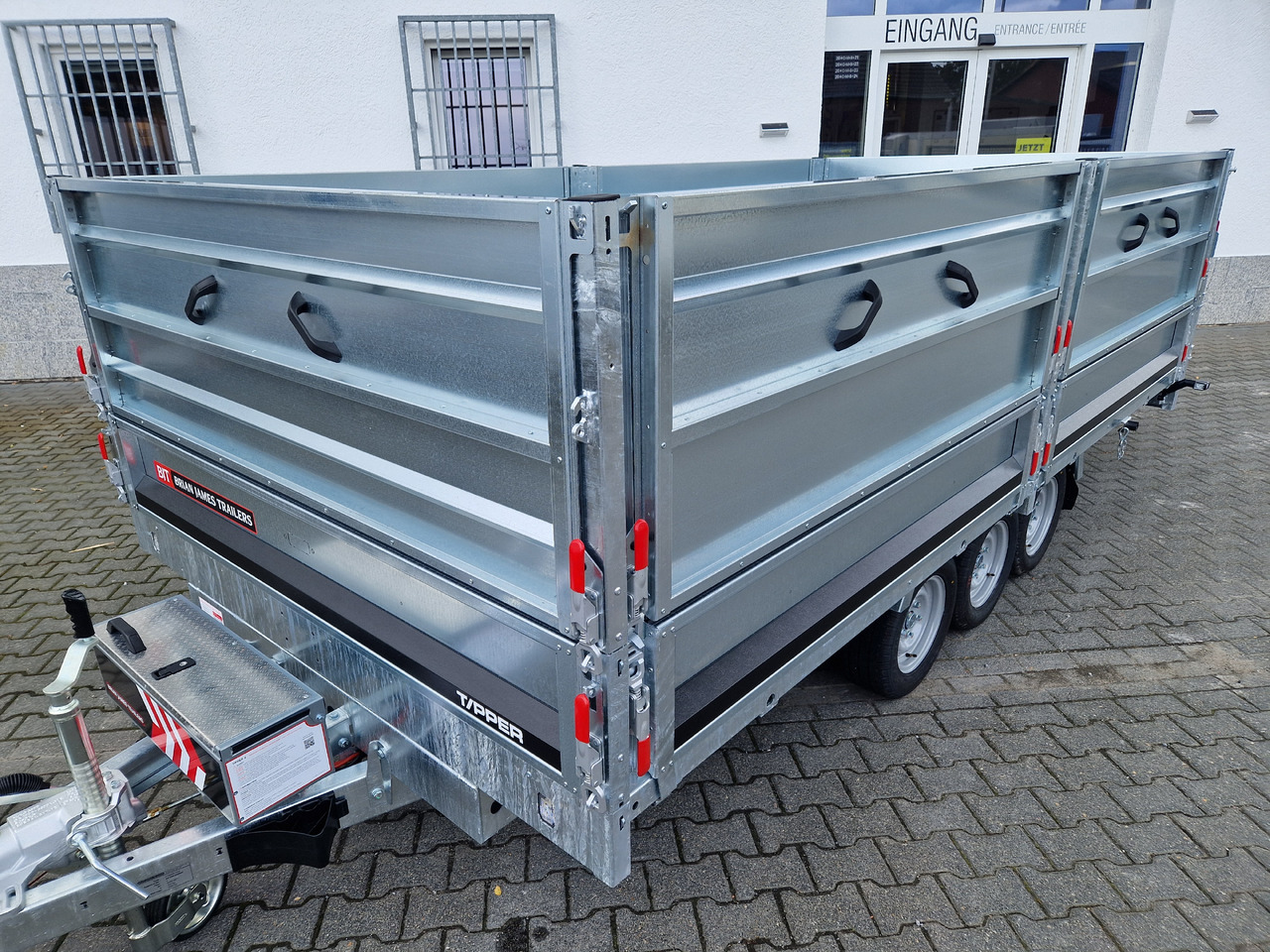 Brian James Trailer Tipper 526-4020 400x200x100cm Aufsatz elek. blackline LED Tridem 3500kg Aktion - Самосвальный прицеп: фото 3 Brian James Trailer Tipper 526-4020 400x200x100cm Aufsatz elek. blackline LED Tridem 3500kg Aktion - Самосвальный прицеп: фото 3