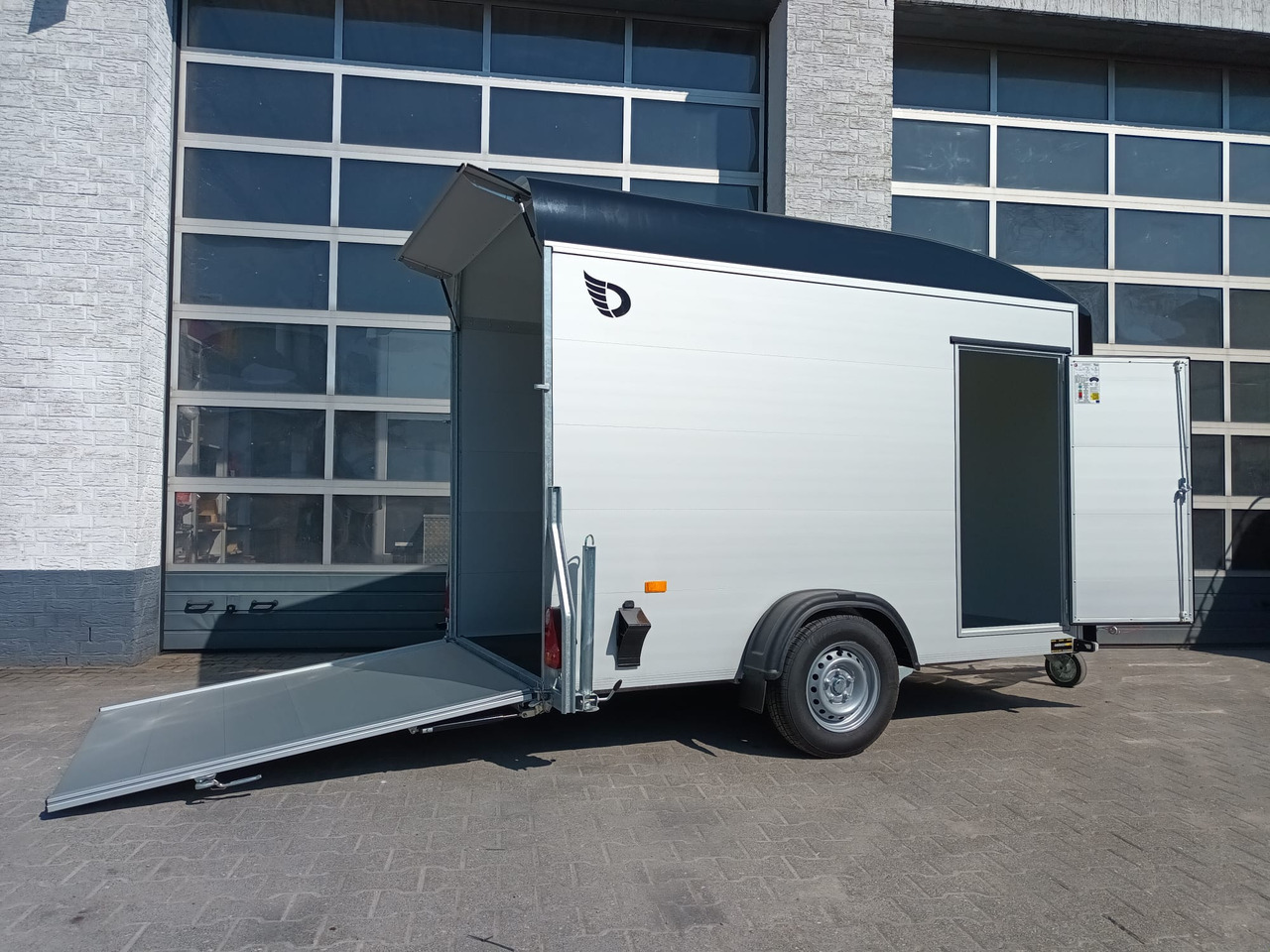 Cargo Roadster 300 300x150x184cm Alu Poly black Seitentür Pullman 100km/H 1300kg - Прицеп для легкового автомобиля: фото 1 Cargo Roadster 300 300x150x184cm Alu Poly black Seitentür Pullman 100km/H 1300kg - Прицеп для легкового автомобиля: фото 1