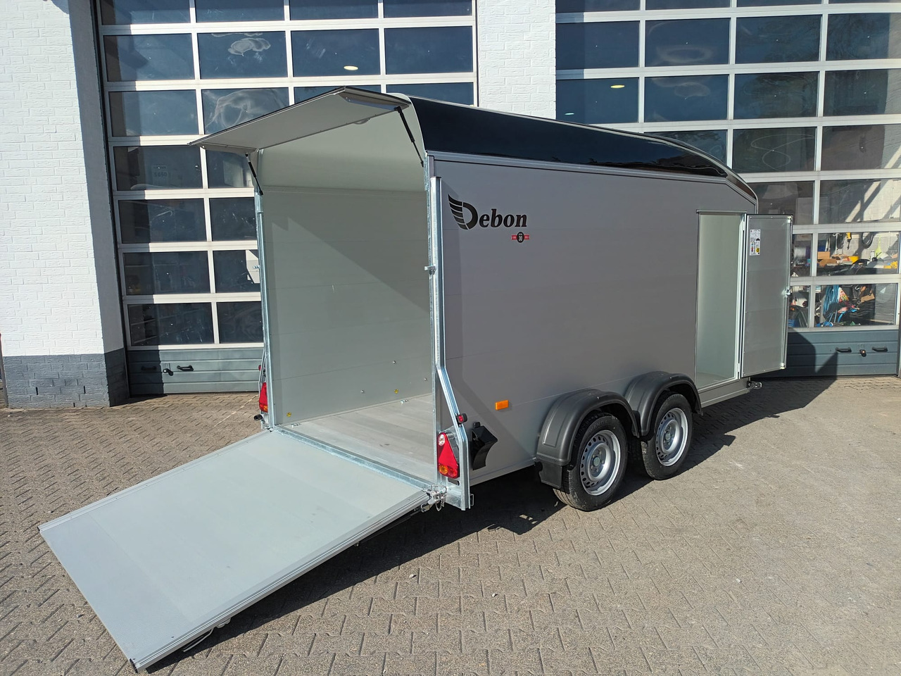 Cargo Roadster 700 375x180x200cm Alu Poly black Pullman 100km/H 2600kg Modell 2025 - Прицеп для легкового автомобиля: фото 1 Cargo Roadster 700 375x180x200cm Alu Poly black Pullman 100km/H 2600kg Modell 2025 - Прицеп для легкового автомобиля: фото 1