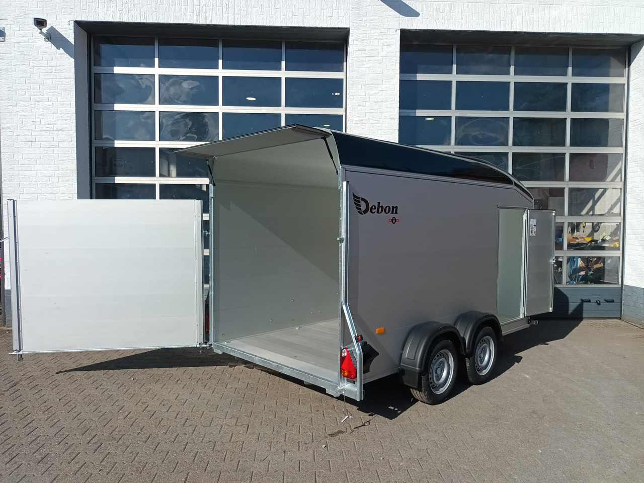 Cargo Roadster 700 375x180x200cm Alu Poly black Pullman 100km/H 2600kg Modell 2025 - Прицеп для легкового автомобиля: фото 2 Cargo Roadster 700 375x180x200cm Alu Poly black Pullman 100km/H 2600kg Modell 2025 - Прицеп для легкового автомобиля: фото 2