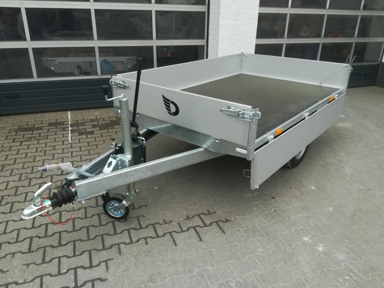 Cheval Liberte Debon Kipper PW 0 ECO 1500 250x155x30cm 1500kg Modell 2024 - Самосвальный прицеп: фото 4 Cheval Liberte Debon Kipper PW 0 ECO 1500 250x155x30cm 1500kg Modell 2024 - Самосвальный прицеп: фото 4