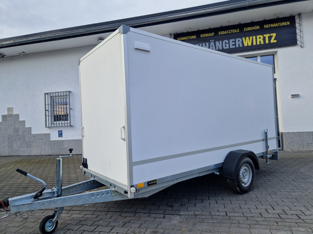Kargo F1336HD 358x146x180cm Zurrsystem (L) 1300kg 100km/H Modell 2025 - Прицеп-фургон: фото 3 Kargo F1336HD 358x146x180cm Zurrsystem (L) 1300kg 100km/H Modell 2025 - Прицеп-фургон: фото 3