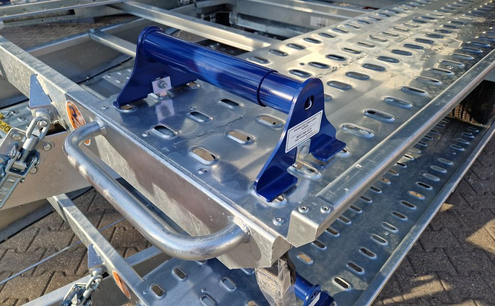 Saris Cartrailer AT 471 202 3500 2 K Fahrschienen ankippbar easyload 13" 3500kg - Прицеп-автовоз: фото 1 Saris Cartrailer AT 471 202 3500 2 K Fahrschienen ankippbar easyload 13" 3500kg - Прицеп-автовоз: фото 1