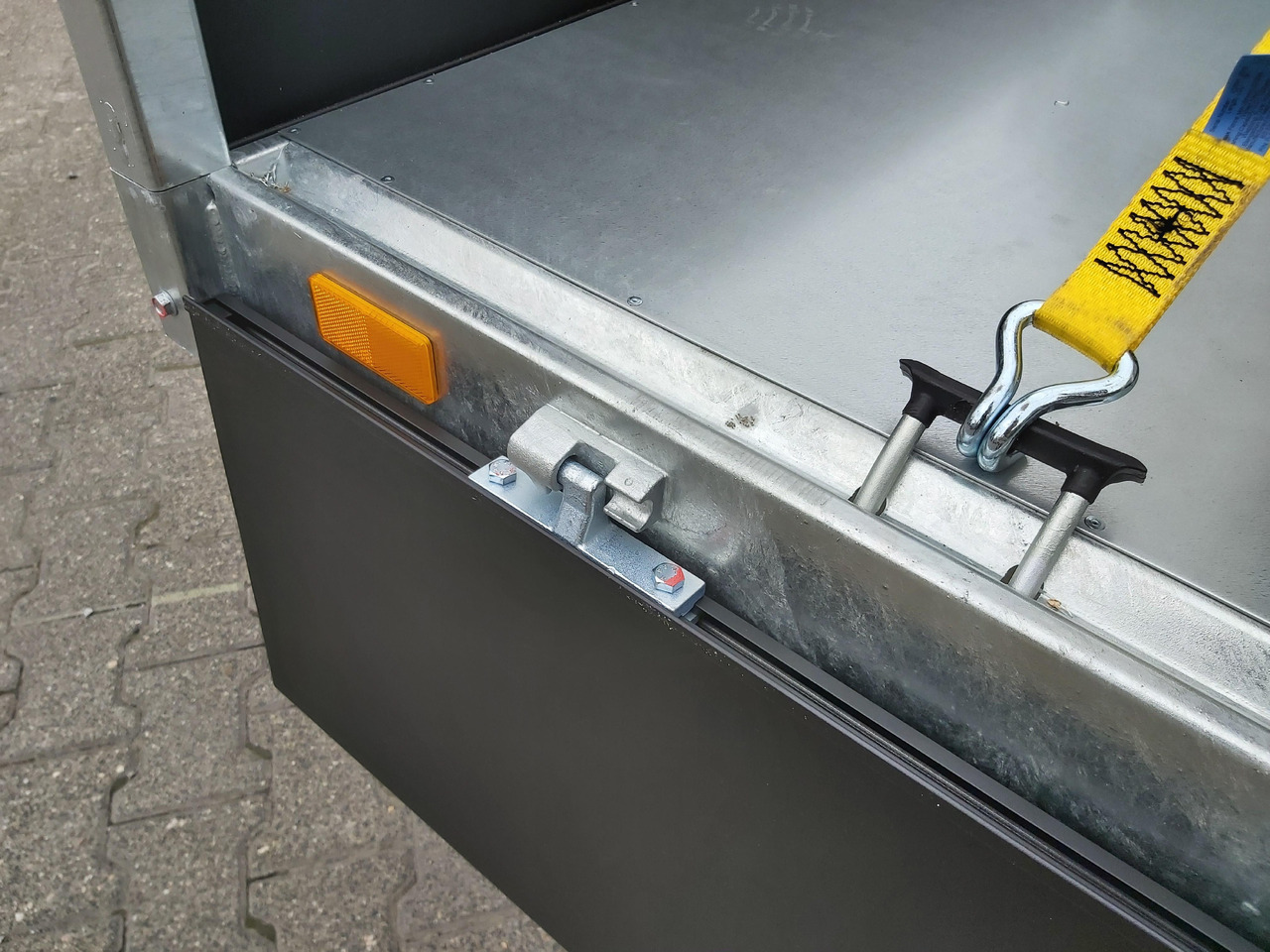 Saris Kipper K1 356 184 3500 2 E 356x184x35cm black Elektro&Not 13" (L) 3500kg preorder 2024 в лизинг Saris Kipper K1 356 184 3500 2 E 356x184x35cm black Elektro&Not 13" (L) 3500kg preorder 2024: фото 9