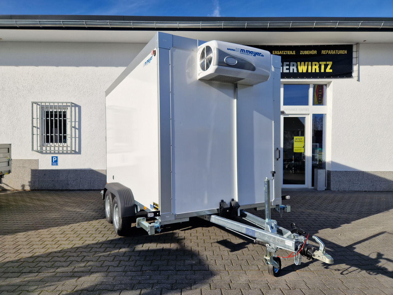 Tiefkühlanhänger AZK 2734/180 336x170x200cm 100/100 GOVI K6 bis -18°C (M) 2700kg - Прицеп-рефрижератор: фото 5 Tiefkühlanhänger AZK 2734/180 336x170x200cm 100/100 GOVI K6 bis -18°C (M) 2700kg - Прицеп-рефрижератор: фото 5
