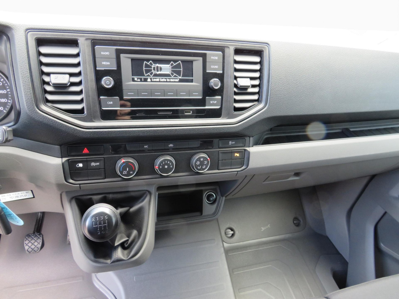 VOLKSWAGEN Crafter 35 L3H3 Kasten Klima ZV - Цельнометаллический фургон: фото 3 VOLKSWAGEN Crafter 35 L3H3 Kasten Klima ZV - Цельнометаллический фургон: фото 3