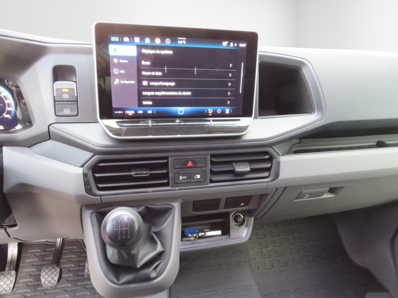 VOLKSWAGEN Crafter 35 L4H3 Kasten Klima ZV - Цельнометаллический фургон: фото 4 VOLKSWAGEN Crafter 35 L4H3 Kasten Klima ZV - Цельнометаллический фургон: фото 4