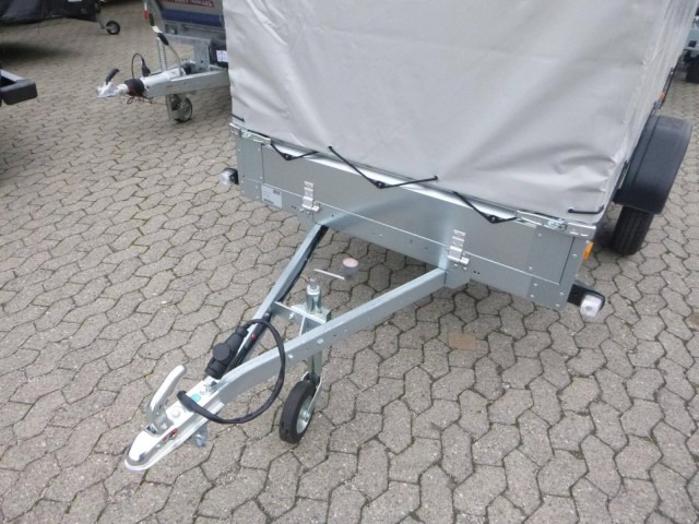 Brenderup Tieflader 2270SUB750 Stahl, 0,75 to. 2700x1300x270mm mit Hochplane 105 cm Lichte Höhe - Прицеп для легкового автомобиля: фото 2 Brenderup Tieflader 2270SUB750 Stahl, 0,75 to. 2700x1300x270mm mit Hochplane 105 cm Lichte Höhe - Прицеп для легкового автомобиля: фото 2