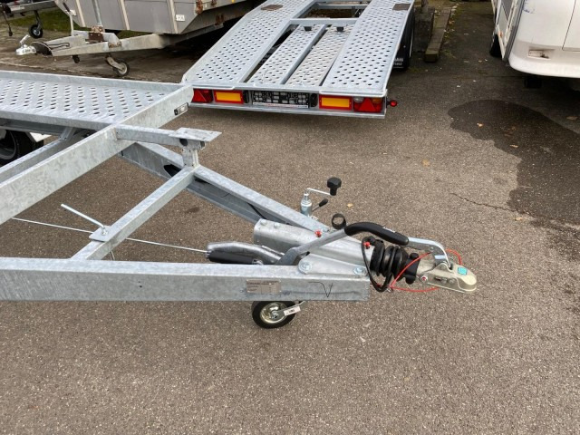 Gala BGG Taurus 4535SL 4550 x 2050 mm, 3,5 to. ZG, 2-Achs - Прицеп-автовоз: фото 2 Gala BGG Taurus 4535SL 4550 x 2050 mm, 3,5 to. ZG, 2-Achs - Прицеп-автовоз: фото 2