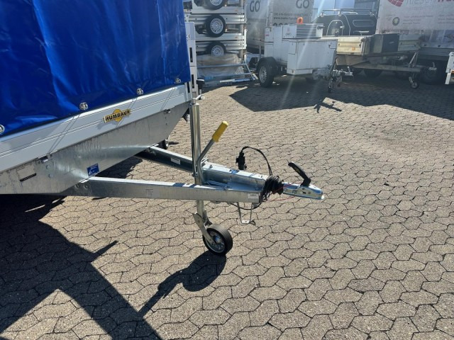 Humbaur HT 253118 Hochlader 2,5 to. mit Hochplane 200 cm - Прицеп для легкового автомобиля: фото 2 Humbaur HT 253118 Hochlader 2,5 to. mit Hochplane 200 cm - Прицеп для легкового автомобиля: фото 2