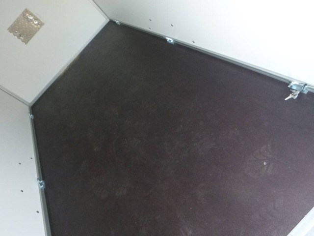 Humbaur Koffer HK 132513-10P, 100 km/h 1,3 t. 2510 x 1310 x 1000 mm - Прицеп-фургон: фото 4 Humbaur Koffer HK 132513-10P, 100 km/h 1,3 t. 2510 x 1310 x 1000 mm - Прицеп-фургон: фото 4