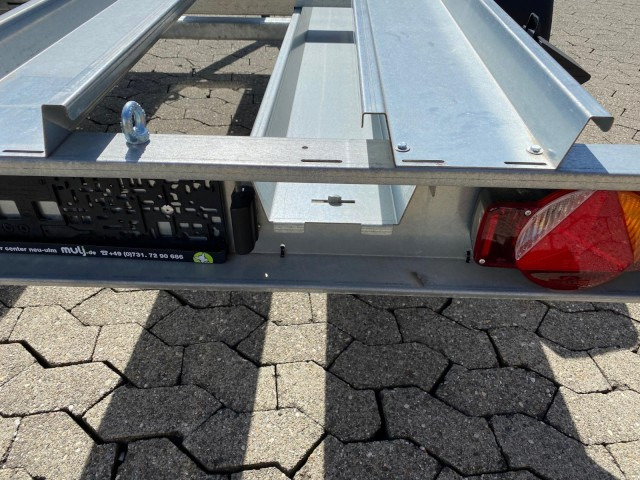 Humbaur Motorradanhänger HM 752113, 100 km/h 0,75 t. 2095 x 1365 x 70 mm - Прицеп для мотоцикла: фото 4 Humbaur Motorradanhänger HM 752113, 100 km/h 0,75 t. 2095 x 1365 x 70 mm - Прицеп для мотоцикла: фото 4