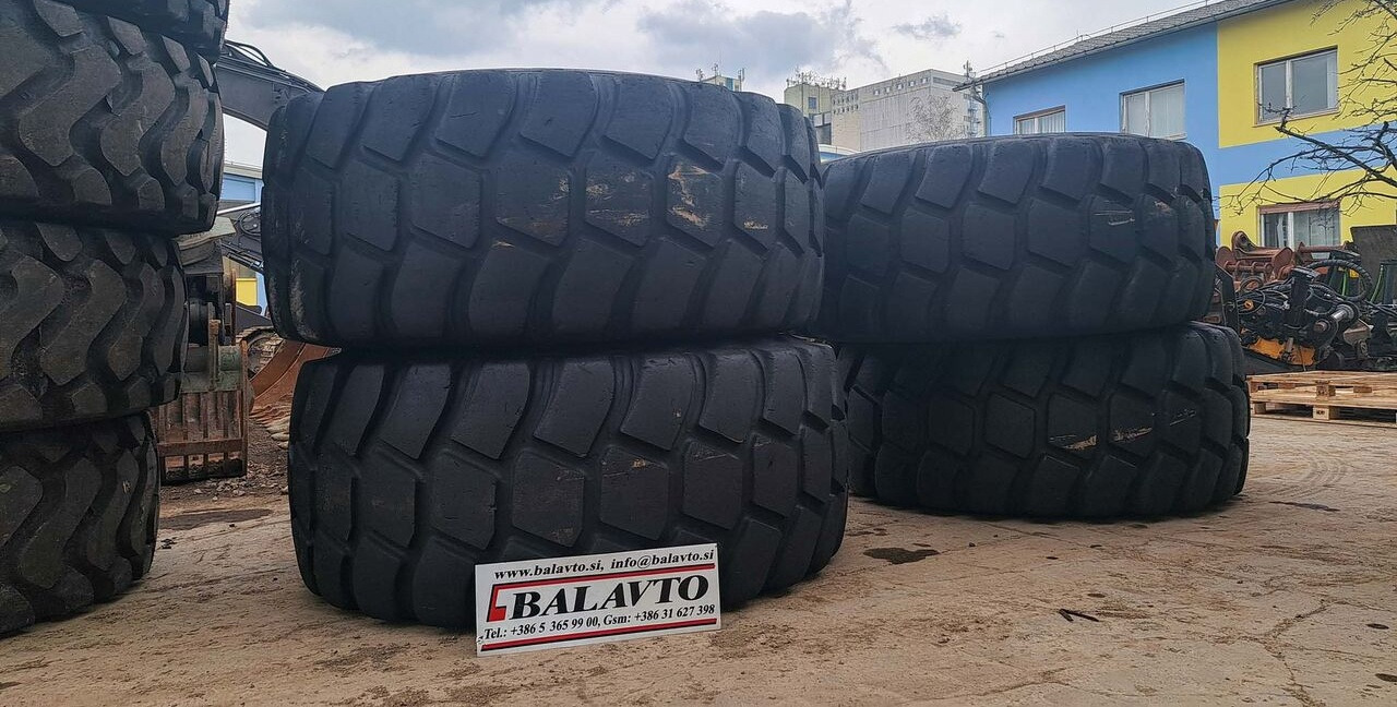 Bridgestone 29.5R25 - Шина для Колёсных погрузчиков: фото 1 Bridgestone 29.5R25 - Шина для Колёсных погрузчиков: фото 1