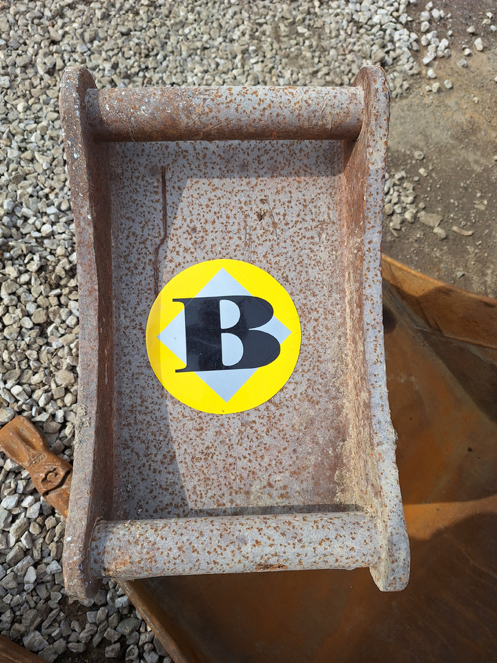 Lannen trenching bucket 400 mm - Ковш для экскаватора: фото 4 Lannen trenching bucket 400 mm - Ковш для экскаватора: фото 4