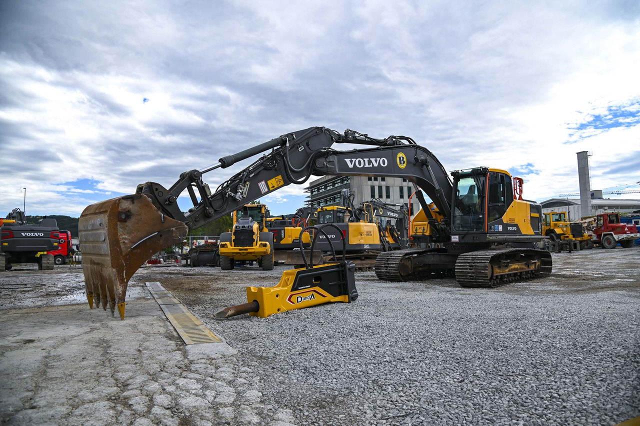 VOLVO EC220EL - Гусеничный экскаватор: фото 1 VOLVO EC220EL - Гусеничный экскаватор: фото 1