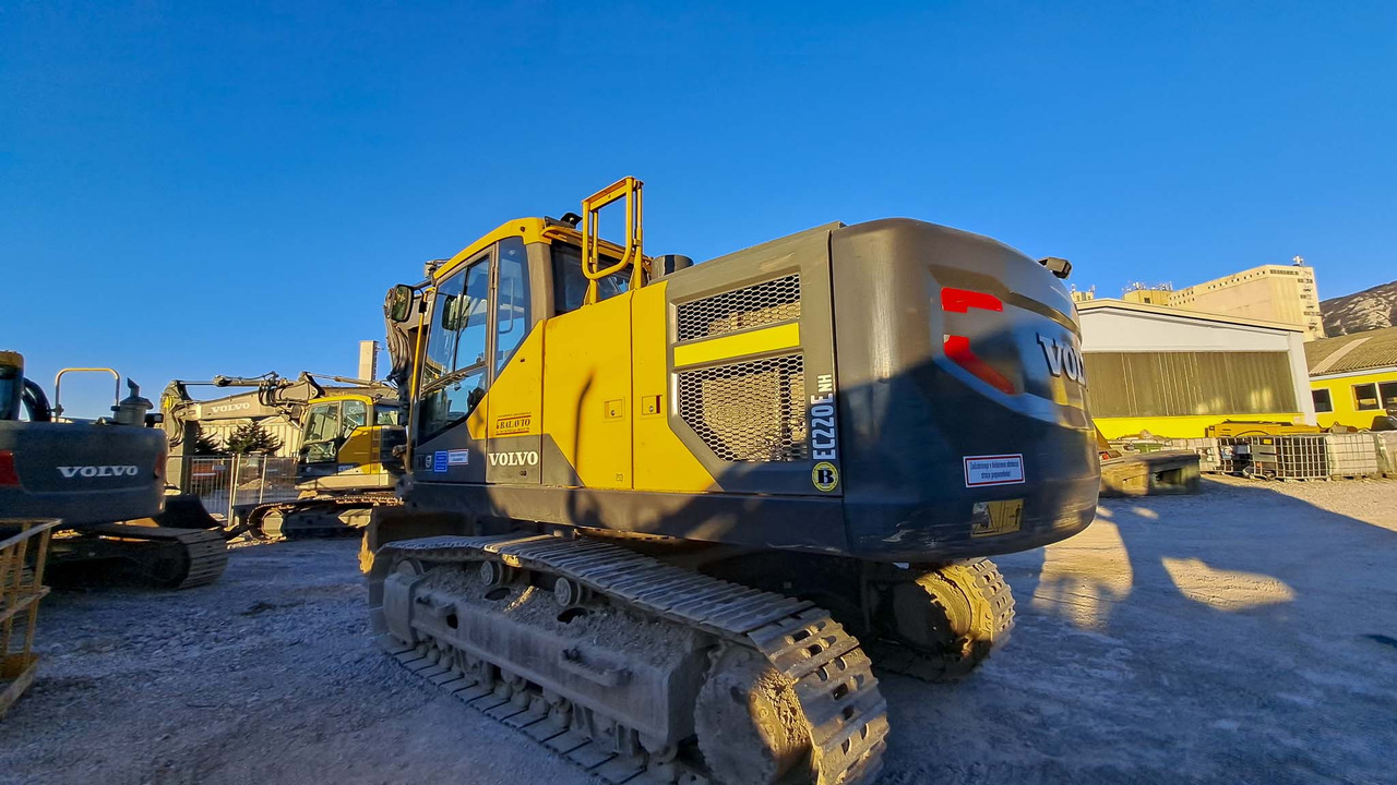 VOLVO EC220ENH - Гусеничный экскаватор: фото 3 VOLVO EC220ENH - Гусеничный экскаватор: фото 3