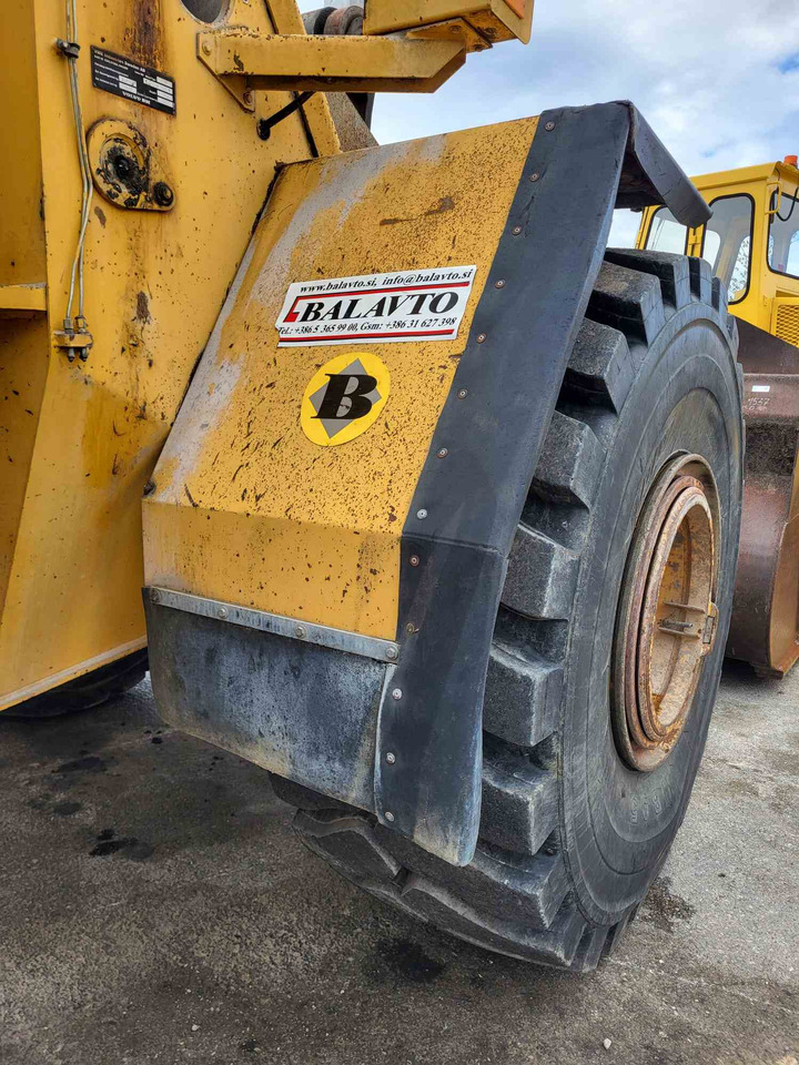 Volvo front fenders - Крыло для Погрузчиков: фото 1 Volvo front fenders - Крыло для Погрузчиков: фото 1