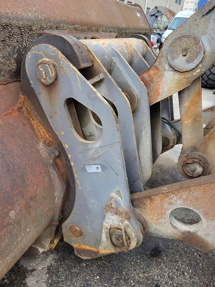 Volvo quick coupler - Сцепное устройство для Погрузчиков: фото 1 Volvo quick coupler - Сцепное устройство для Погрузчиков: фото 1