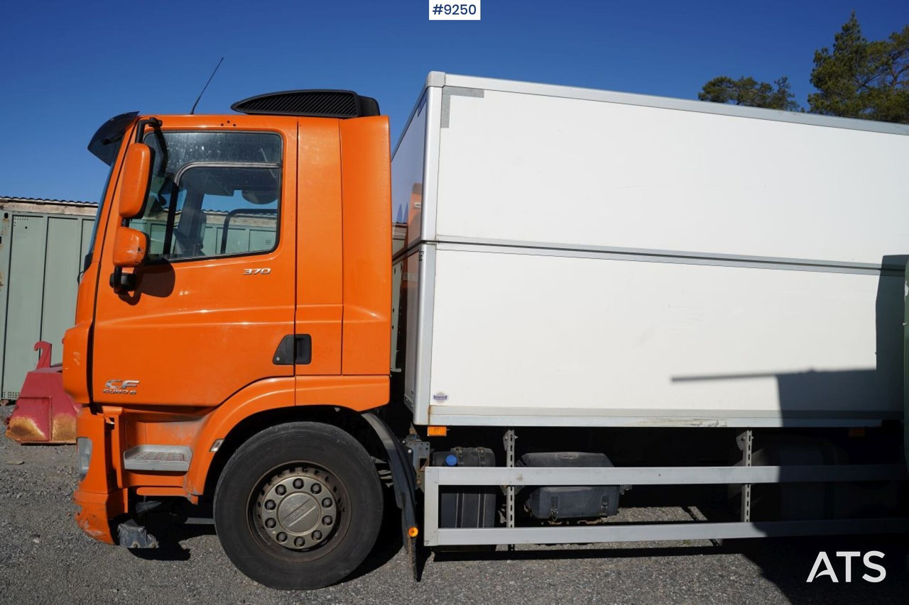 DAF CF 370Y Box truck, Height adjustable box - Грузовик с закрытым кузовом: фото 4 DAF CF 370Y Box truck, Height adjustable box - Грузовик с закрытым кузовом: фото 4