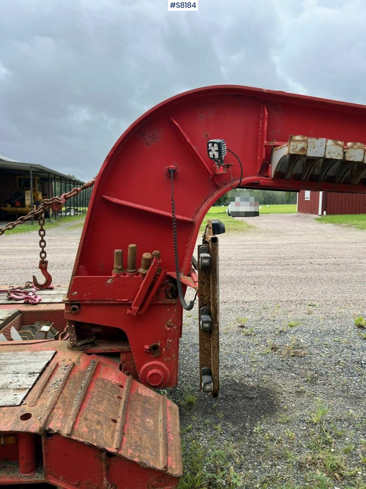 Machine trailer VM Trailer-52-4-PNKSSEO - Низкорамный полуприцеп: фото 5 Machine trailer VM Trailer-52-4-PNKSSEO - Низкорамный полуприцеп: фото 5