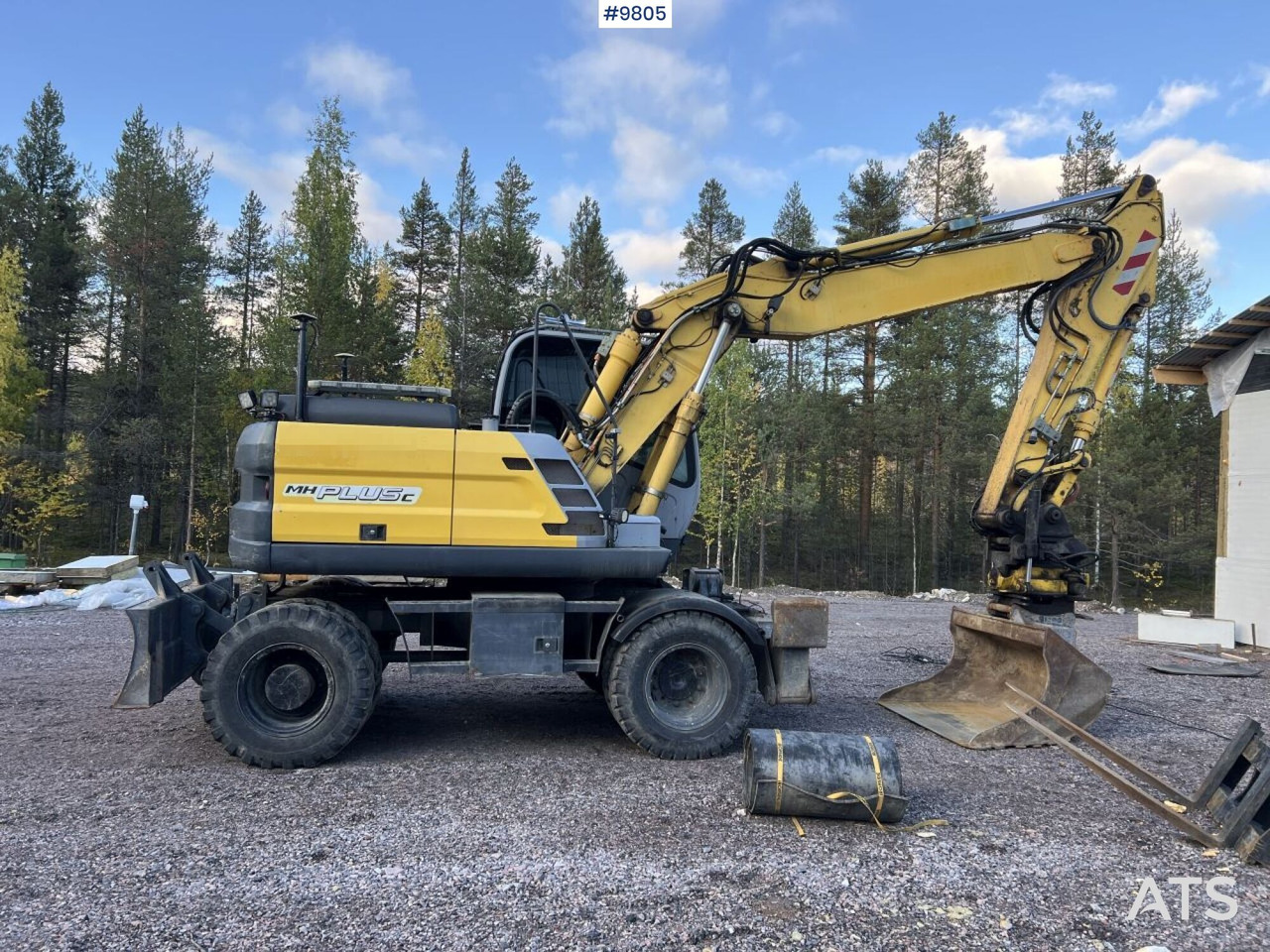 New Holland, MH-Plus-C Wheel excavator with excavation system, rotor, and grader bucket - Колёсный экскаватор: фото 3 New Holland, MH-Plus-C Wheel excavator with excavation system, rotor, and grader bucket - Колёсный экскаватор: фото 3