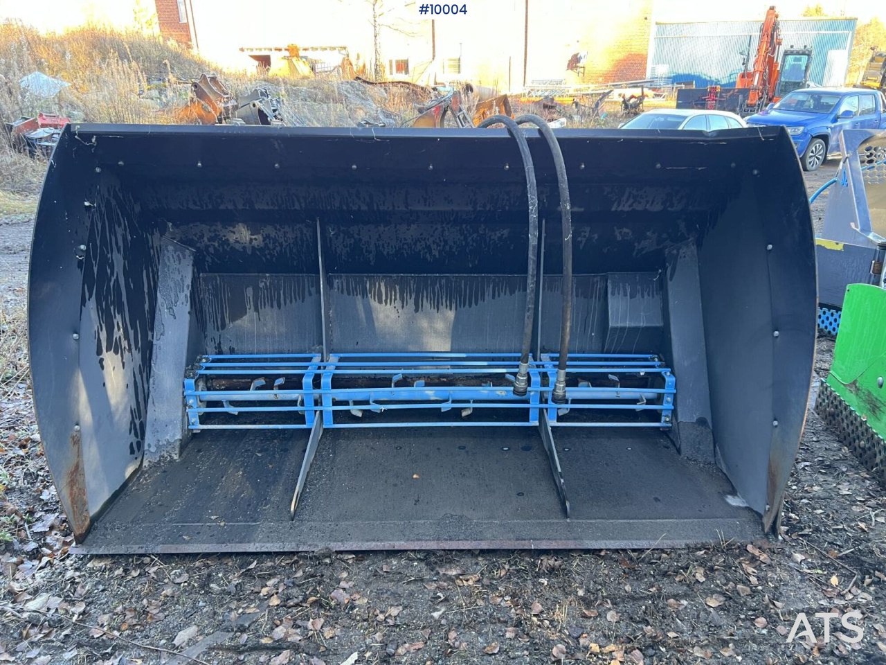 Sand spreader bucket 3350 L, Large BM - Разбрасыватель песка/ Соли: фото 2 Sand spreader bucket 3350 L, Large BM - Разбрасыватель песка/ Соли: фото 2