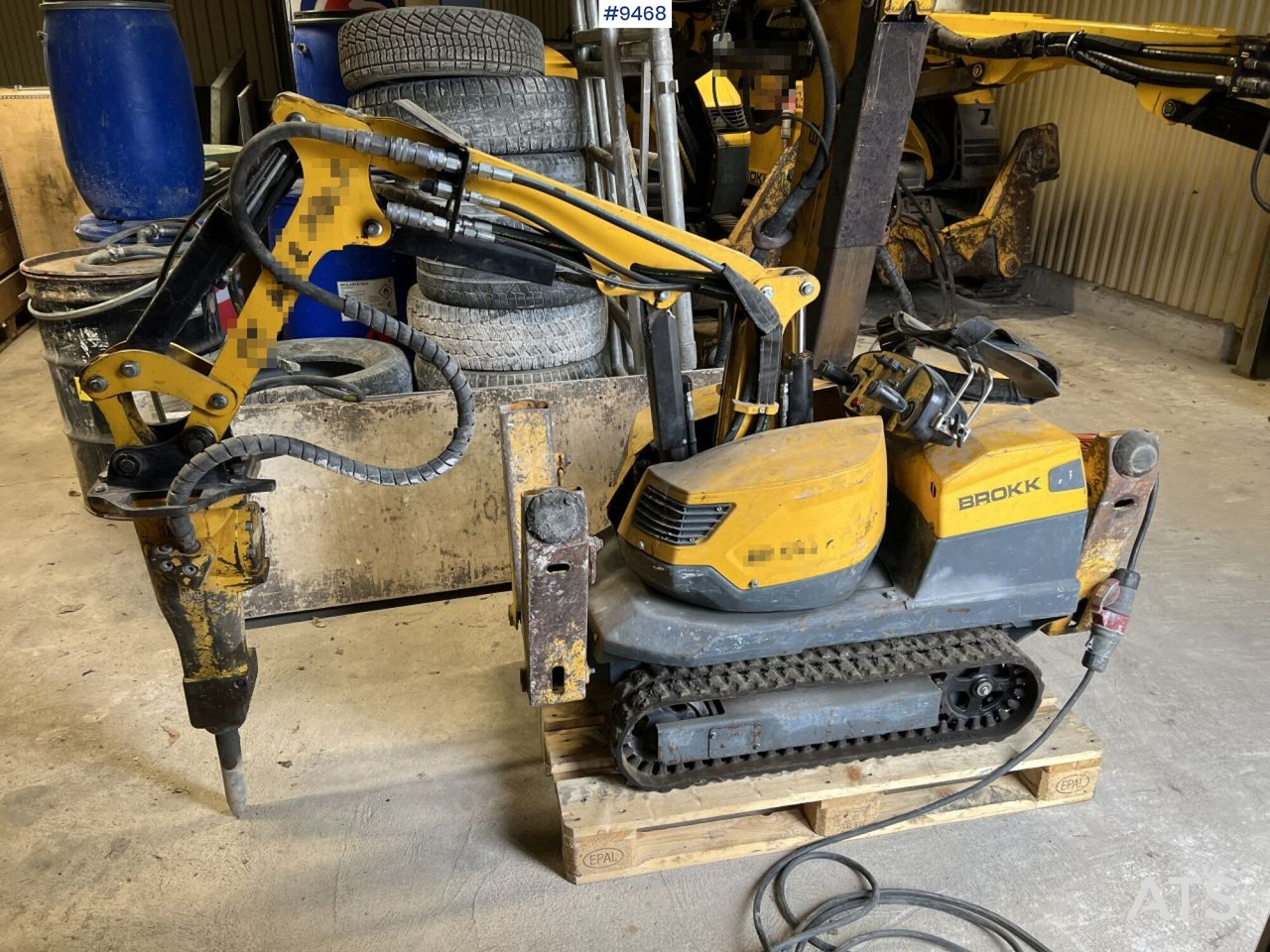 BROKK 70 Demolition / Forming robot - Строительная техника: фото 1 BROKK 70 Demolition / Forming robot - Строительная техника: фото 1