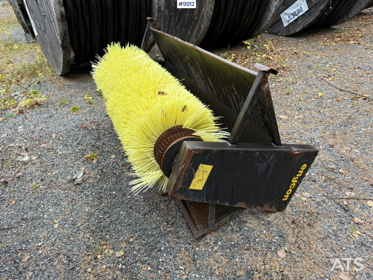 Sweeper Engcon SOP-SR1800-S60 - Щетка: фото 1 Sweeper Engcon SOP-SR1800-S60 - Щетка: фото 1