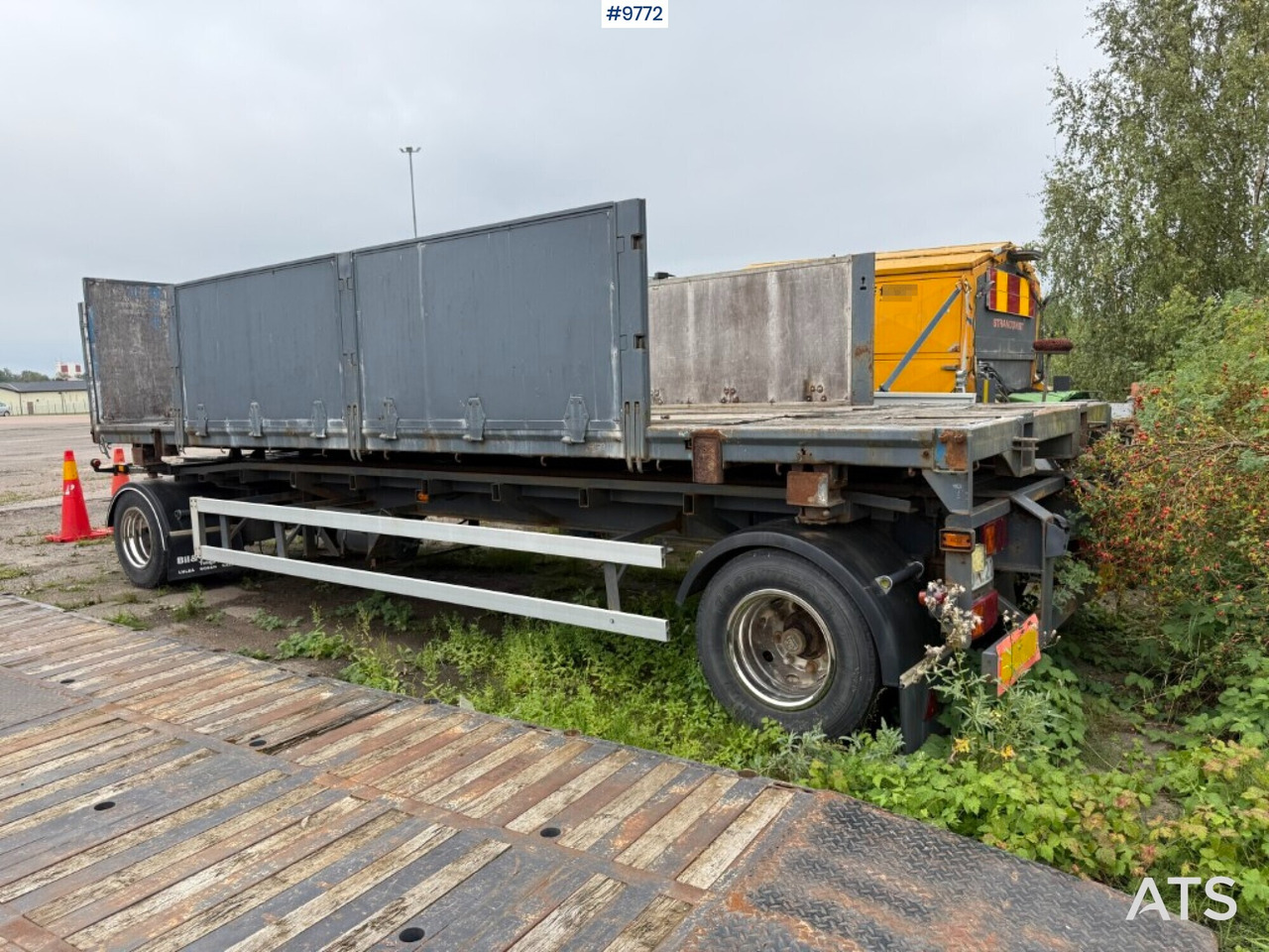 VAN HAAL R20 Hooklift body with removable flatbed - Прицеп мультилифт/ Бункеровоз, Кузов платформа: фото 3 VAN HAAL R20 Hooklift body with removable flatbed - Прицеп мультилифт/ Бункеровоз, Кузов платформа: фото 3