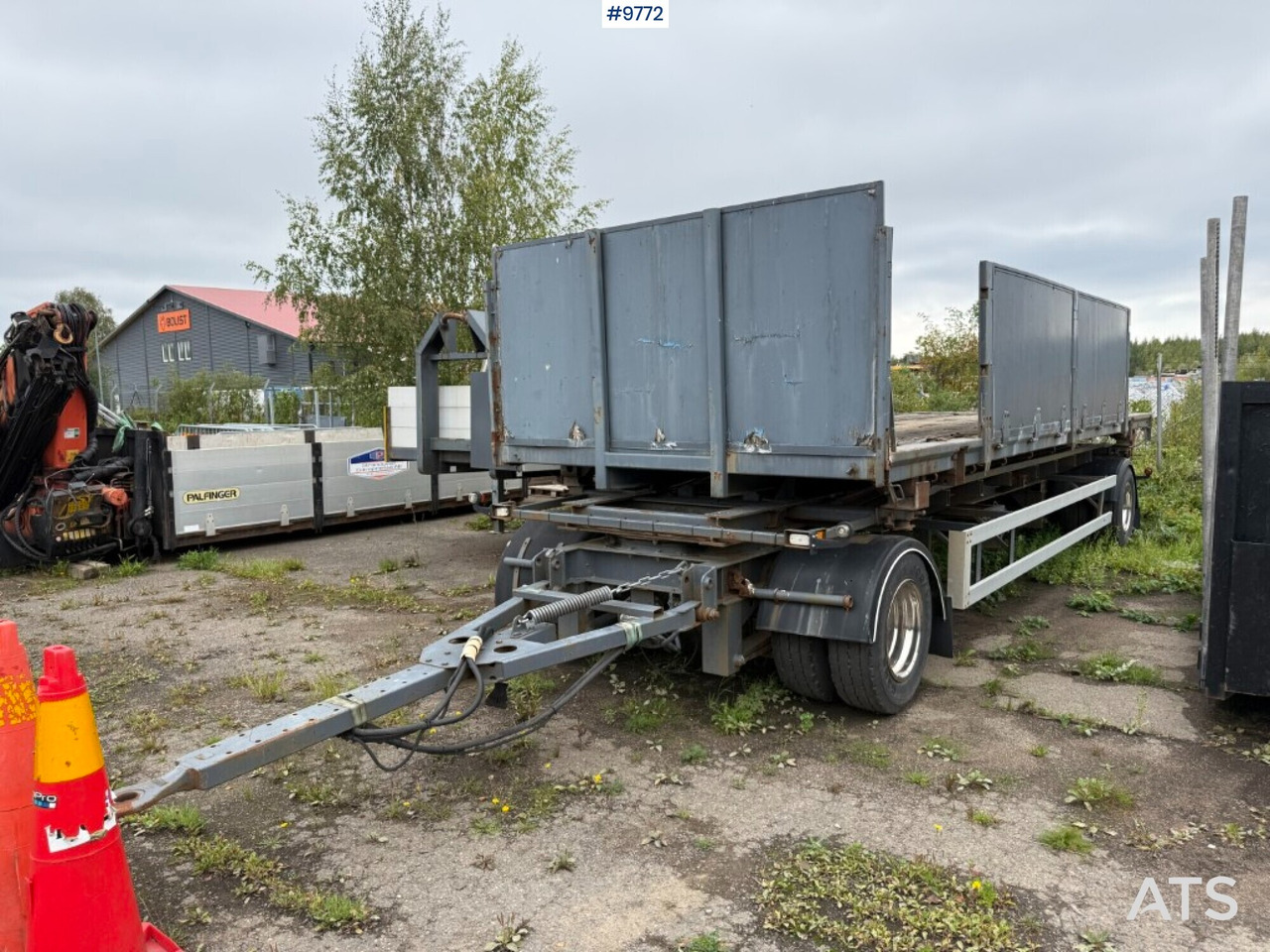 VAN HAAL R20 Hooklift body with removable flatbed - Прицеп мультилифт/ Бункеровоз, Кузов платформа: фото 1 VAN HAAL R20 Hooklift body with removable flatbed - Прицеп мультилифт/ Бункеровоз, Кузов платформа: фото 1