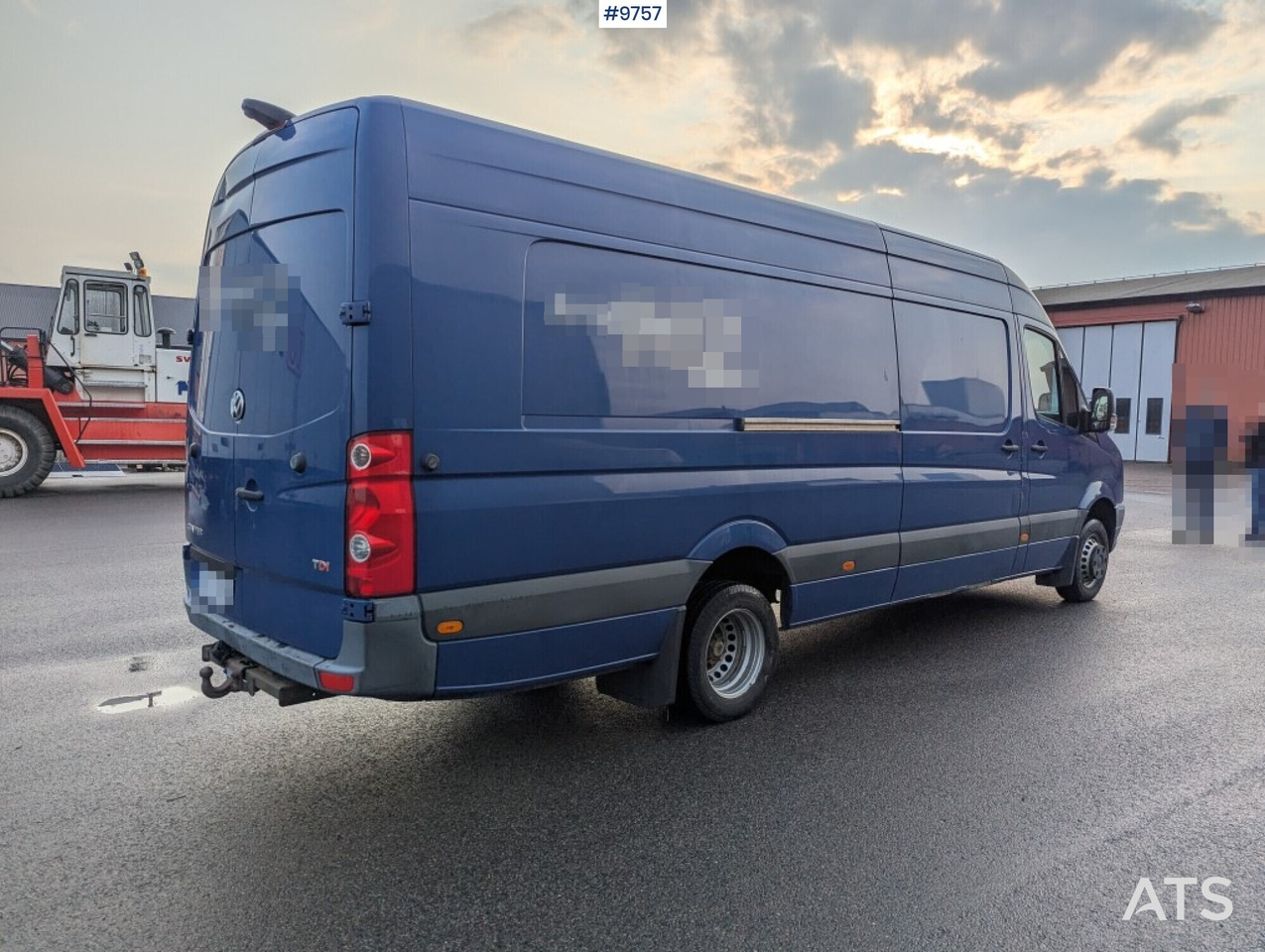 Volkswagen Crafter 50 van, C-registered - Цельнометаллический фургон: фото 3 Volkswagen Crafter 50 van, C-registered - Цельнометаллический фургон: фото 3