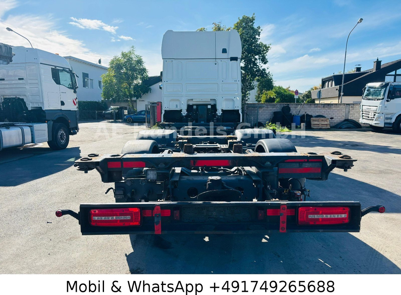 DAF XF480 SSC BDF *Retarder/Lenk+Lift/ACC/2xTank/AHK - Грузовик-шасси: фото 4 DAF XF480 SSC BDF *Retarder/Lenk+Lift/ACC/2xTank/AHK - Грузовик-шасси: фото 4
