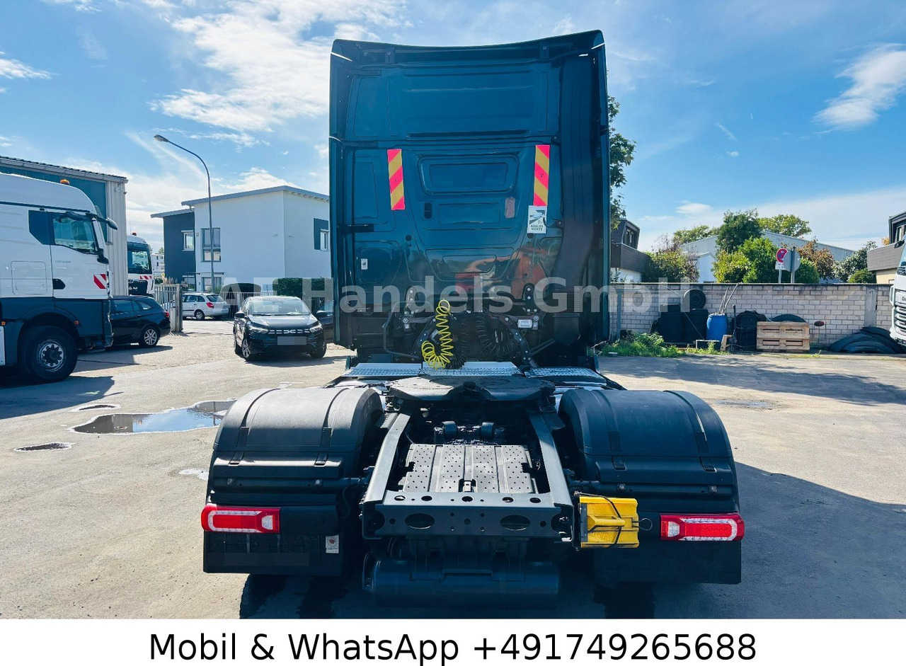 Mercedes-Benz Actros V 1843 L LL LowDeck *Retarder/ACC/2xTank - Тягач: фото 4 Mercedes-Benz Actros V 1843 L LL LowDeck *Retarder/ACC/2xTank - Тягач: фото 4