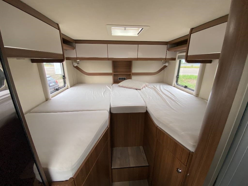 Hymer ML-T 570 -Mercedes 419 CDI 190 4x4 1er Main - Полуинтегрированный автодом: фото 3 Hymer ML-T 570 -Mercedes 419 CDI 190 4x4 1er Main - Полуинтегрированный автодом: фото 3