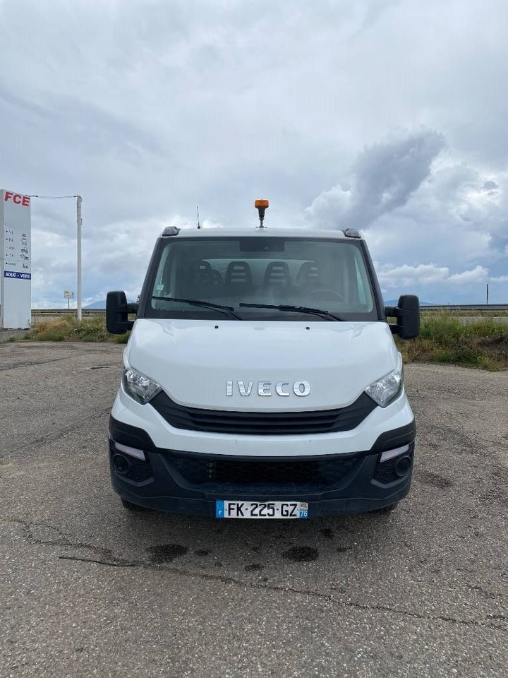 Iveco DAILY 35-140 C14 2.3D/140 / JPM VULCAIN endommagé - Малотоннажный самосвал, Грузопассажирский фургон: фото 3 Iveco DAILY 35-140 C14 2.3D/140 / JPM VULCAIN endommagé - Малотоннажный самосвал, Грузопассажирский фургон: фото 3