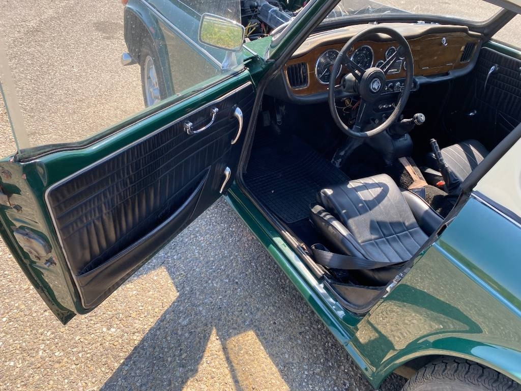 Легковой автомобиль Triumph TR4-A + Hard Top / OldTimer endommagé: фото 19