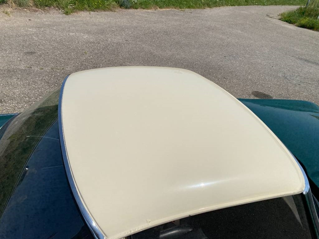 Легковой автомобиль Triumph TR4-A + Hard Top / OldTimer endommagé: фото 42