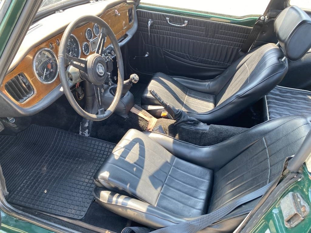 Легковой автомобиль Triumph TR4-A + Hard Top / OldTimer endommagé: фото 14