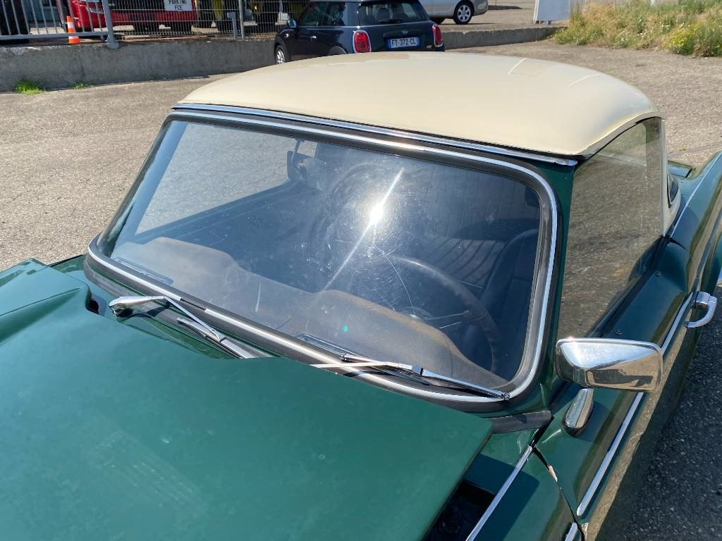 Легковой автомобиль Triumph TR4-A + Hard Top / OldTimer endommagé: фото 23