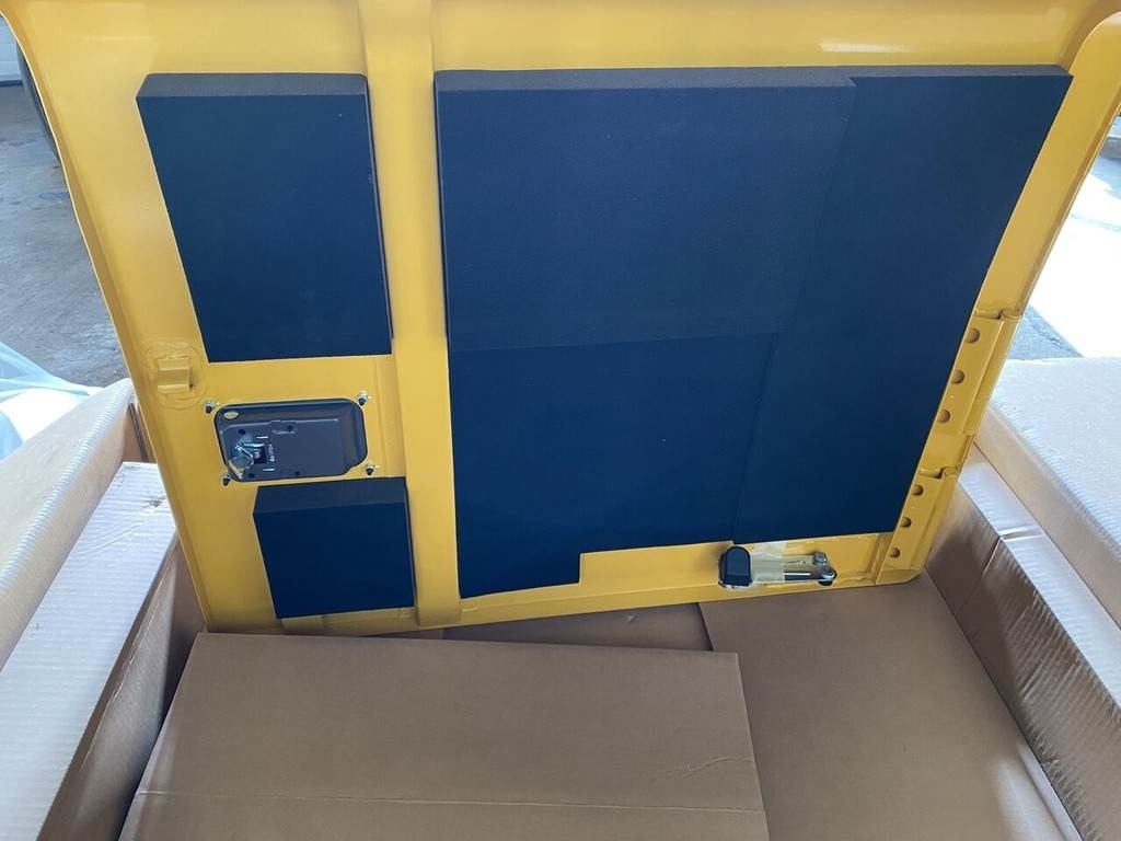 Volvo Pieces de carrosserie Neuve pour ECR 145EL - Кузов и экстерьер для Грузовиков: фото 4 Volvo Pieces de carrosserie Neuve pour ECR 145EL - Кузов и экстерьер для Грузовиков: фото 4