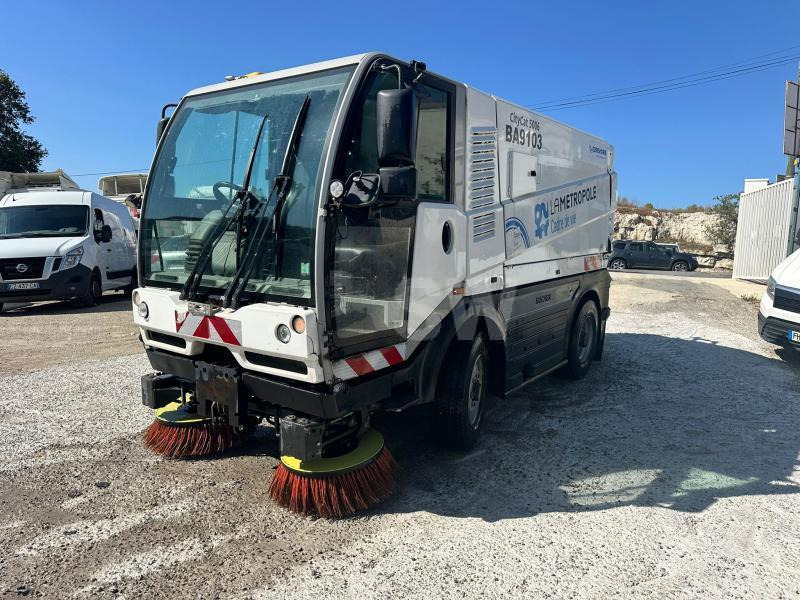 Bucher Schoerling CITYCAT 5006 - Подметально-уборочная машина: фото 1 Bucher Schoerling CITYCAT 5006 - Подметально-уборочная машина: фото 1
