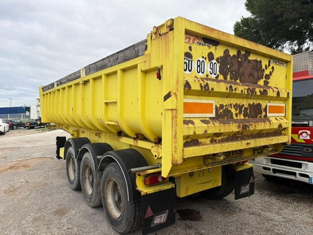 FRUEHAUF TRAILOR BENNE TP ACIER 3 ESSIEUX - Самосвальный полуприцеп: фото 2 FRUEHAUF TRAILOR BENNE TP ACIER 3 ESSIEUX - Самосвальный полуприцеп: фото 2